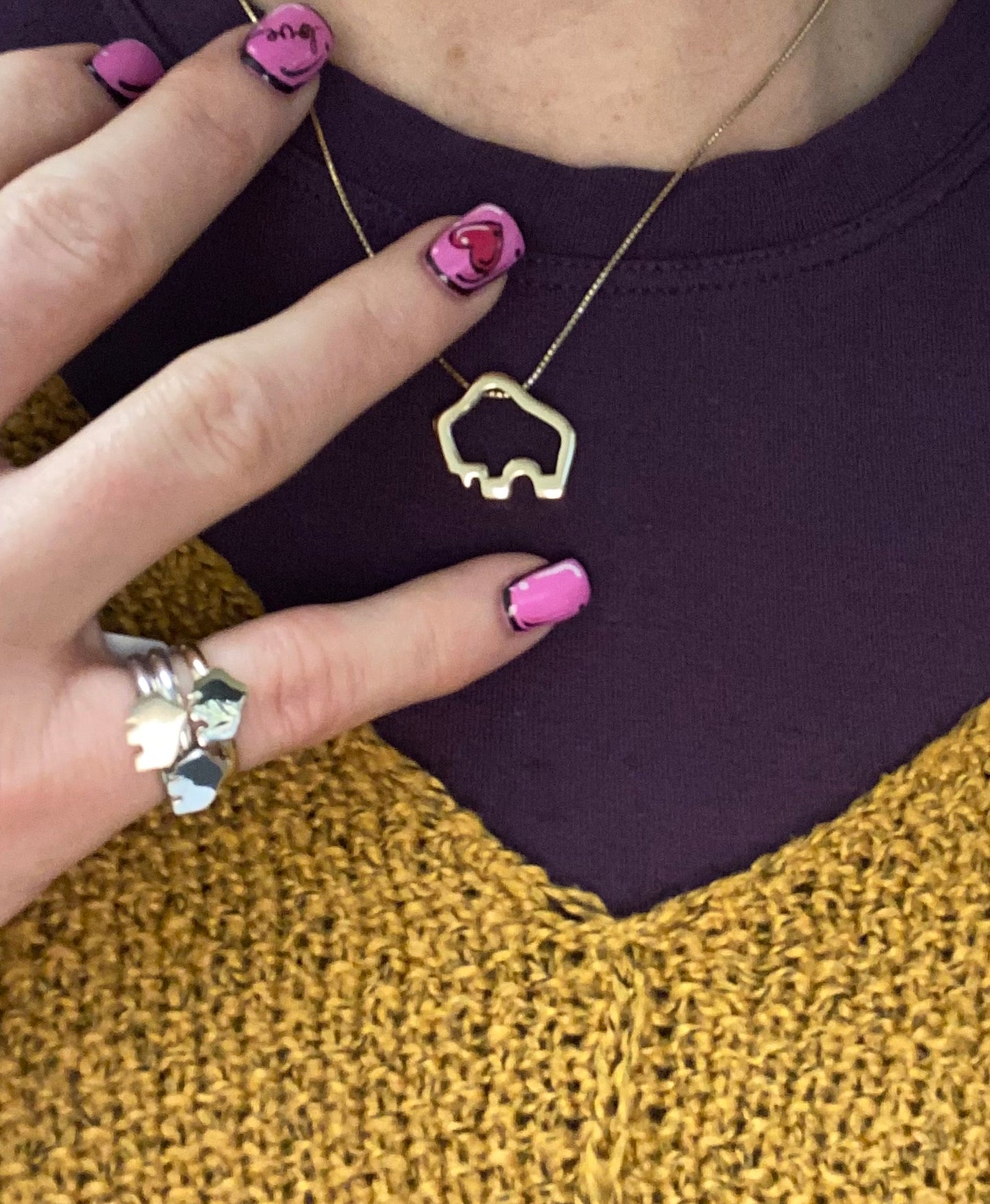 Golden Buffalo® Queen Silhouette 14k Yellow Gold