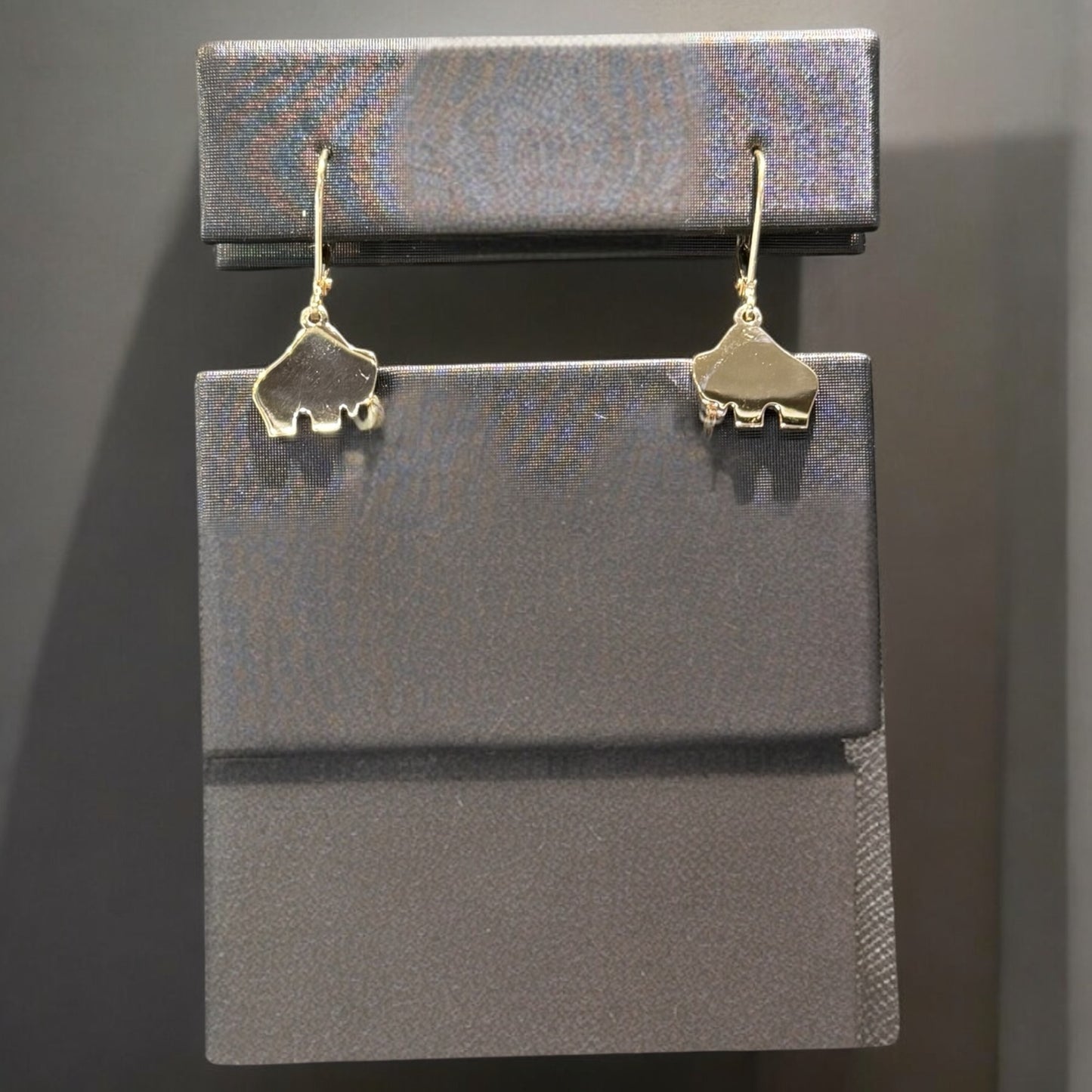 Small Queen Leverback Earrings